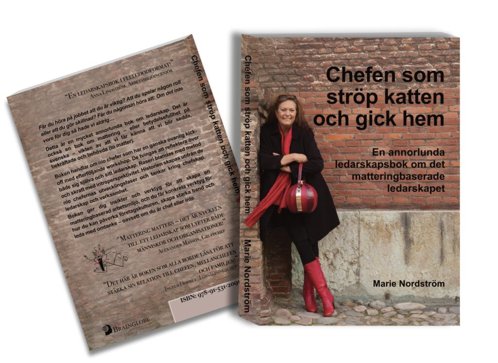 Bokomslag fram och baksida samt porträtt i miljö för boken Chefen som ströp katten och gick hem, skapad för Marie Nordström